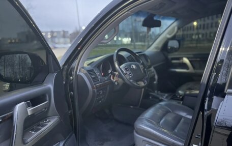 Toyota Land Cruiser 200, 2007 год, 2 300 000 рублей, 7 фотография