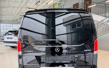 Mercedes-Benz V-Класс, 2025 год, 10 499 000 рублей, 4 фотография