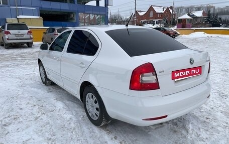 Skoda Octavia, 2011 год, 800 000 рублей, 11 фотография