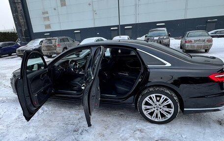 Audi A8, 2019 год, 5 400 000 рублей, 10 фотография