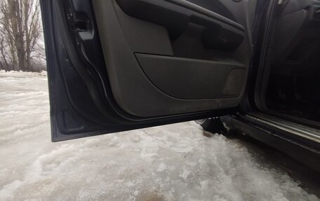 Ford Focus II рестайлинг, 2005 год, 240 000 рублей, 7 фотография