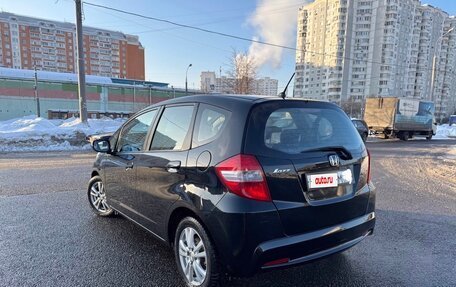 Honda Jazz II рестайлинг, 2011 год, 690 000 рублей, 3 фотография