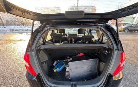 Honda Jazz II рестайлинг, 2011 год, 690 000 рублей, 12 фотография