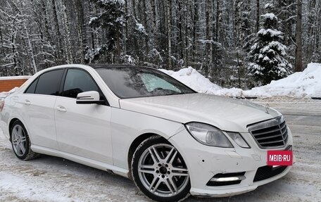 Mercedes-Benz E-Класс, 2012 год, 1 250 000 рублей, 4 фотография
