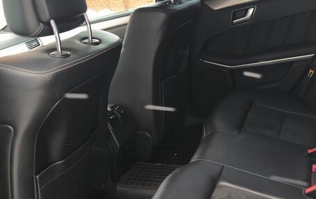 Mercedes-Benz E-Класс, 2012 год, 1 250 000 рублей, 11 фотография