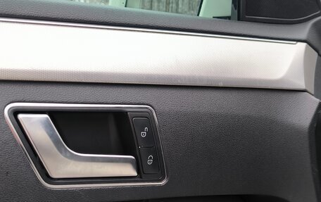 Mercedes-Benz E-Класс, 2012 год, 1 250 000 рублей, 12 фотография