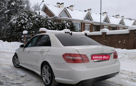 Mercedes-Benz E-Класс, 2012 год, 1 250 000 рублей, 5 фотография
