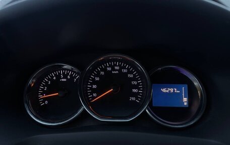 Renault Logan II, 2015 год, 700 000 рублей, 15 фотография