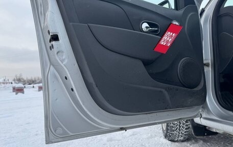 Renault Logan II, 2015 год, 700 000 рублей, 4 фотография