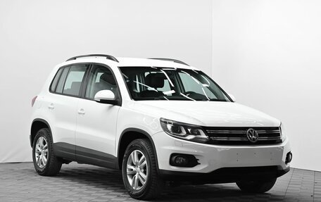 Volkswagen Tiguan I, 2015 год, 1 235 000 рублей, 2 фотография