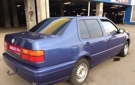 Volkswagen Vento, 1992 год, 111 000 рублей, 1 фотография