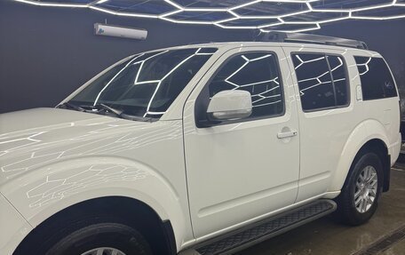 Nissan Pathfinder, 2011 год, 1 550 000 рублей, 5 фотография