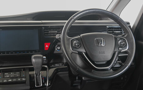 Honda Stepwgn IV, 2017 год, 2 249 000 рублей, 14 фотография