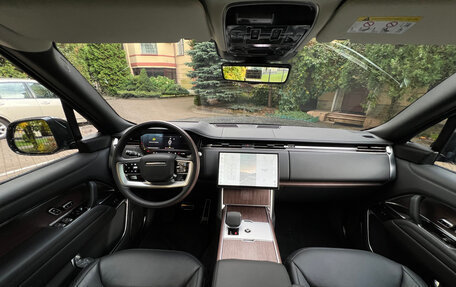 Land Rover Range Rover IV рестайлинг, 2024 год, 23 000 000 рублей, 18 фотография