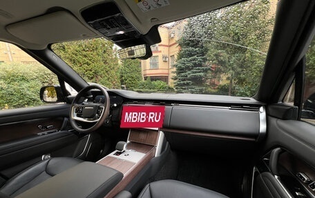 Land Rover Range Rover IV рестайлинг, 2024 год, 23 000 000 рублей, 16 фотография