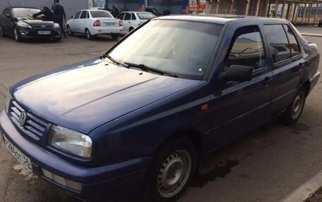 Volkswagen Vento, 1992 год, 111 000 рублей, 3 фотография