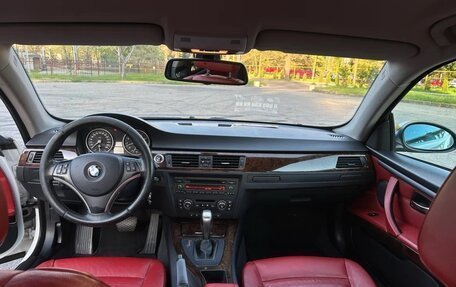 BMW 3 серия, 2007 год, 1 170 000 рублей, 10 фотография