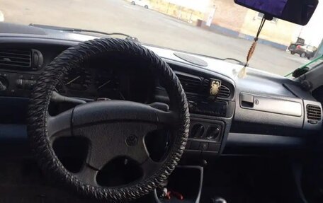 Volkswagen Vento, 1992 год, 111 000 рублей, 2 фотография