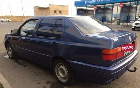 Volkswagen Vento, 1992 год, 111 000 рублей, 5 фотография