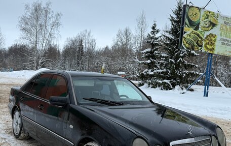 Mercedes-Benz E-Класс, 1999 год, 300 000 рублей, 5 фотография