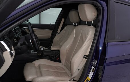 BMW 3 серия, 2018 год, 2 690 000 рублей, 14 фотография