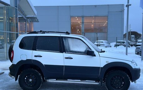 Chevrolet Niva I рестайлинг, 2015 год, 620 000 рублей, 8 фотография