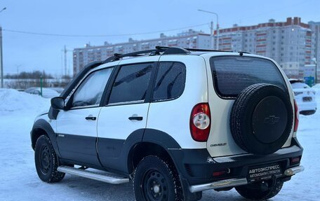 Chevrolet Niva I рестайлинг, 2015 год, 620 000 рублей, 10 фотография