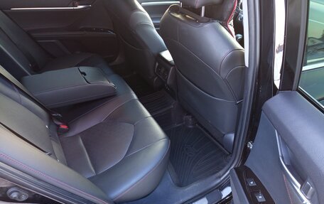 Toyota Camry, 2020 год, 3 000 000 рублей, 1 фотография