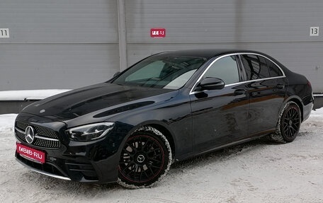 Mercedes-Benz E-Класс, 2021 год, 2 899 000 рублей, 1 фотография