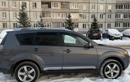 Mitsubishi Outlander III рестайлинг 3, 2008 год, 898 000 рублей, 5 фотография