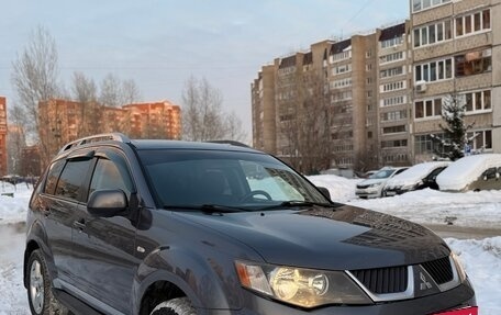 Mitsubishi Outlander III рестайлинг 3, 2008 год, 898 000 рублей, 6 фотография