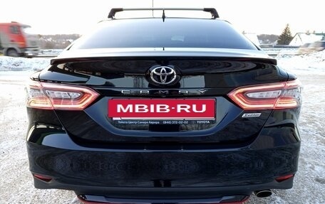 Toyota Camry, 2020 год, 3 000 000 рублей, 17 фотография