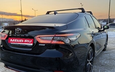 Toyota Camry, 2020 год, 3 000 000 рублей, 9 фотография