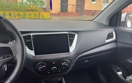 Hyundai Solaris II рестайлинг, 2020 год, 1 180 000 рублей, 4 фотография