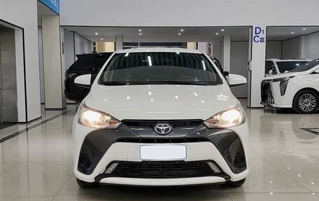 Toyota Yaris XP150 рестайлинг, 2023 год, 1 557 000 рублей, 2 фотография