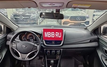 Toyota Yaris XP150 рестайлинг, 2023 год, 1 557 000 рублей, 7 фотография