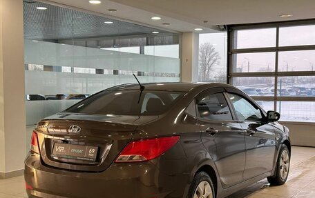 Hyundai Solaris II рестайлинг, 2016 год, 1 085 000 рублей, 4 фотография