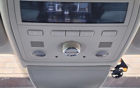 Volkswagen Touareg III, 2016 год, 3 600 000 рублей, 21 фотография