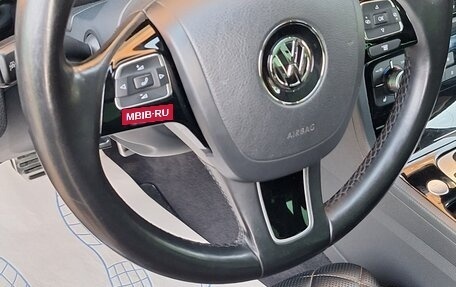 Volkswagen Touareg III, 2016 год, 3 600 000 рублей, 14 фотография