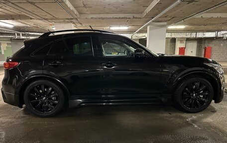 Infiniti QX70, 2014 год, 2 950 000 рублей, 11 фотография