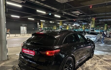 Infiniti QX70, 2014 год, 2 950 000 рублей, 24 фотография