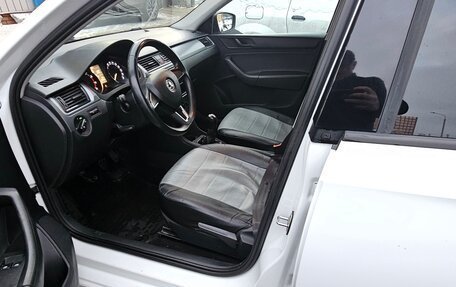 Skoda Rapid I, 2015 год, 595 000 рублей, 7 фотография