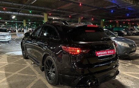 Infiniti QX70, 2014 год, 2 950 000 рублей, 25 фотография