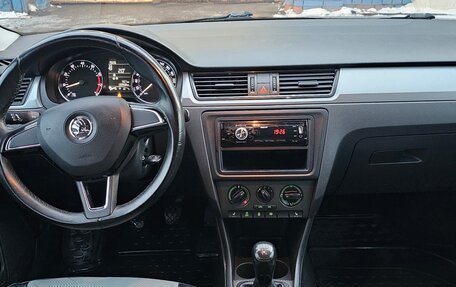 Skoda Rapid I, 2015 год, 595 000 рублей, 9 фотография