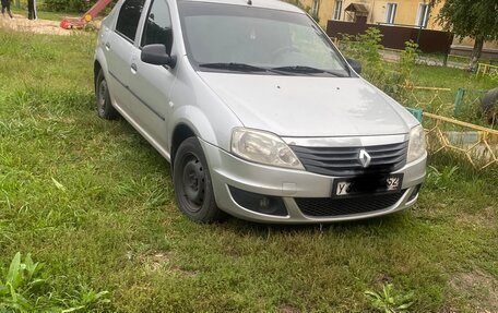 Renault Logan I, 2013 год, 350 000 рублей, 2 фотография