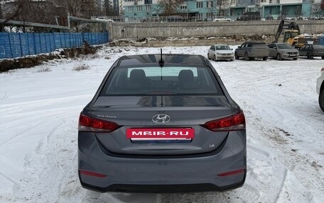 Hyundai Solaris II рестайлинг, 2019 год, 1 699 000 рублей, 5 фотография