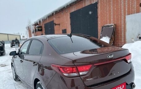 KIA Rio IV, 2021 год, 1 800 000 рублей, 4 фотография