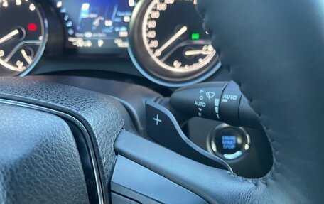 Toyota Camry, 2020 год, 3 200 000 рублей, 10 фотография