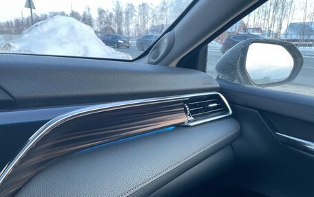 Toyota Camry, 2020 год, 3 200 000 рублей, 9 фотография