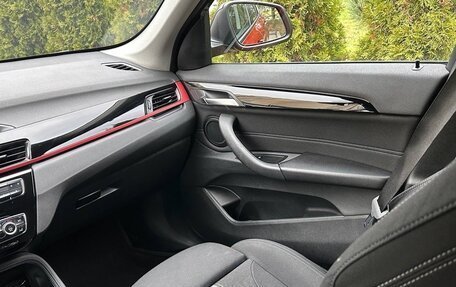 BMW X1, 2018 год, 2 500 000 рублей, 21 фотография